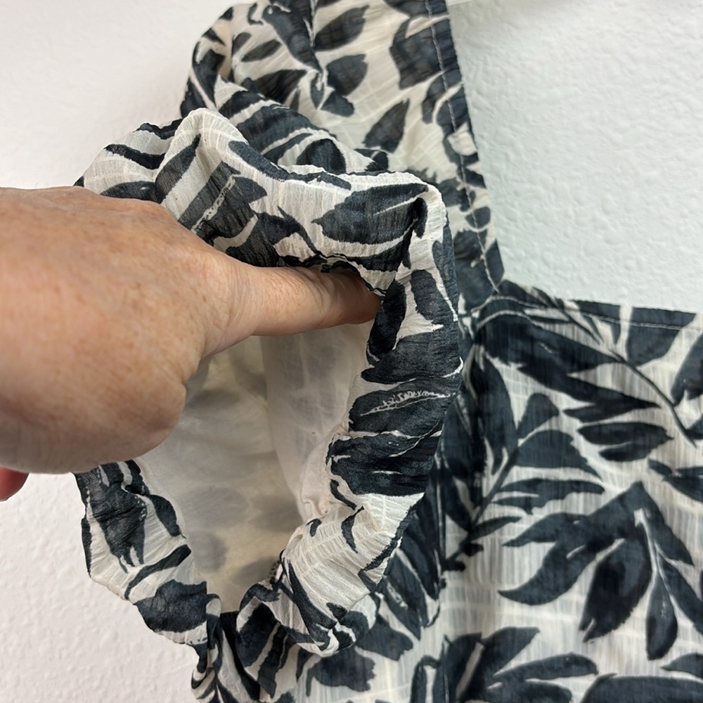 Hayden black & dark gray leaf print silk-organza - like square neck A line dress - Picture 3 of 8